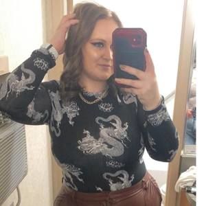 Meet your Posher, Alexandra